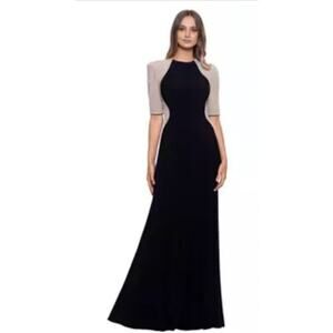 XSCAPE Women's Crew Neck Black and Nude Beaded Illusion Slim Gown,10P